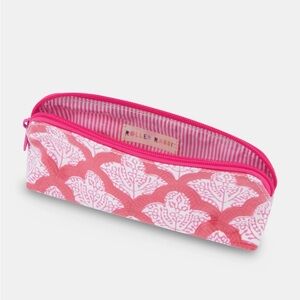 Roller Rabbit Jemina Makeup Bag Small - Great Condition
